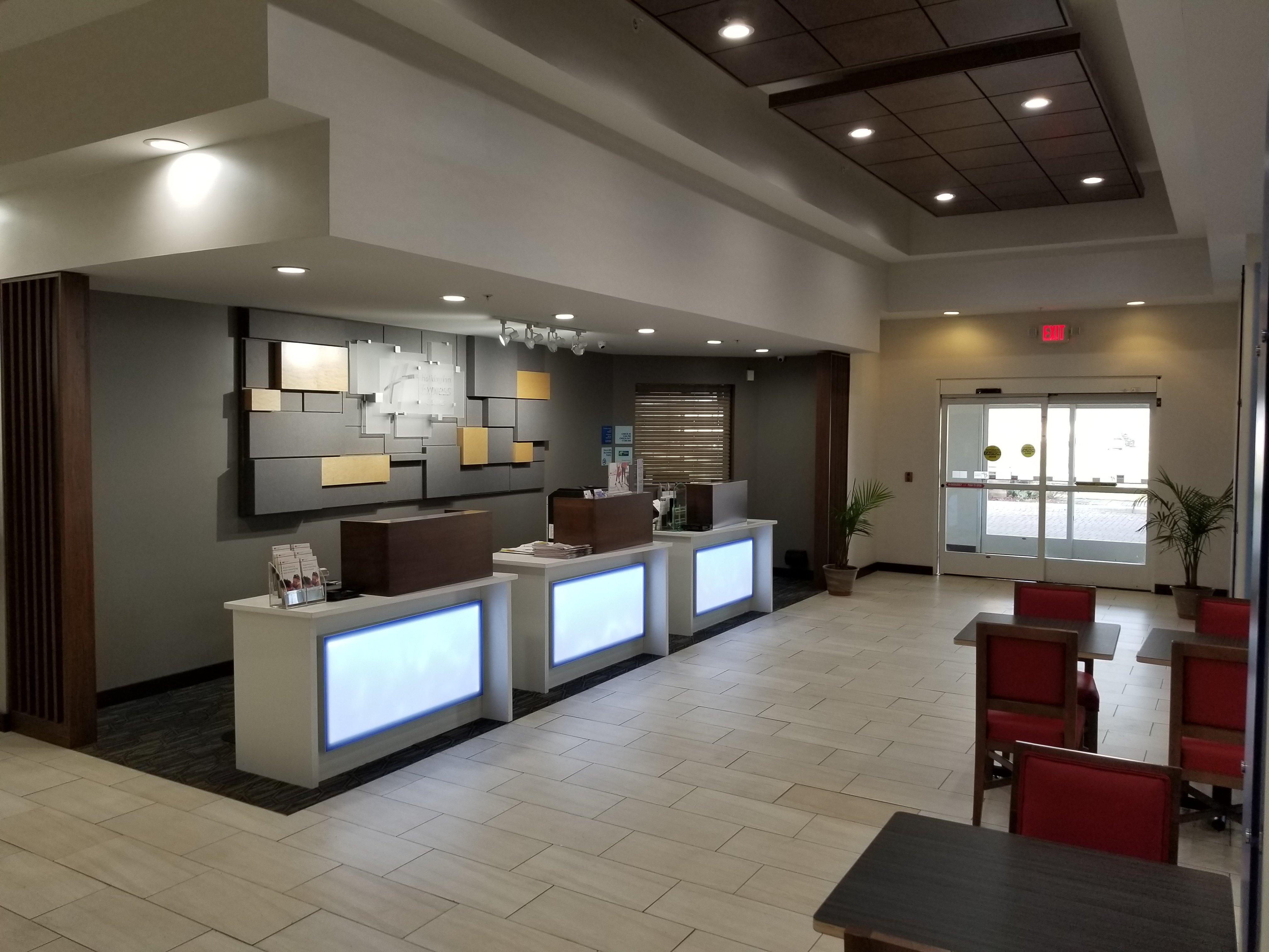 Holiday Inn Express Birch Run-Frankenmuth Area By Ihg Exterior photo