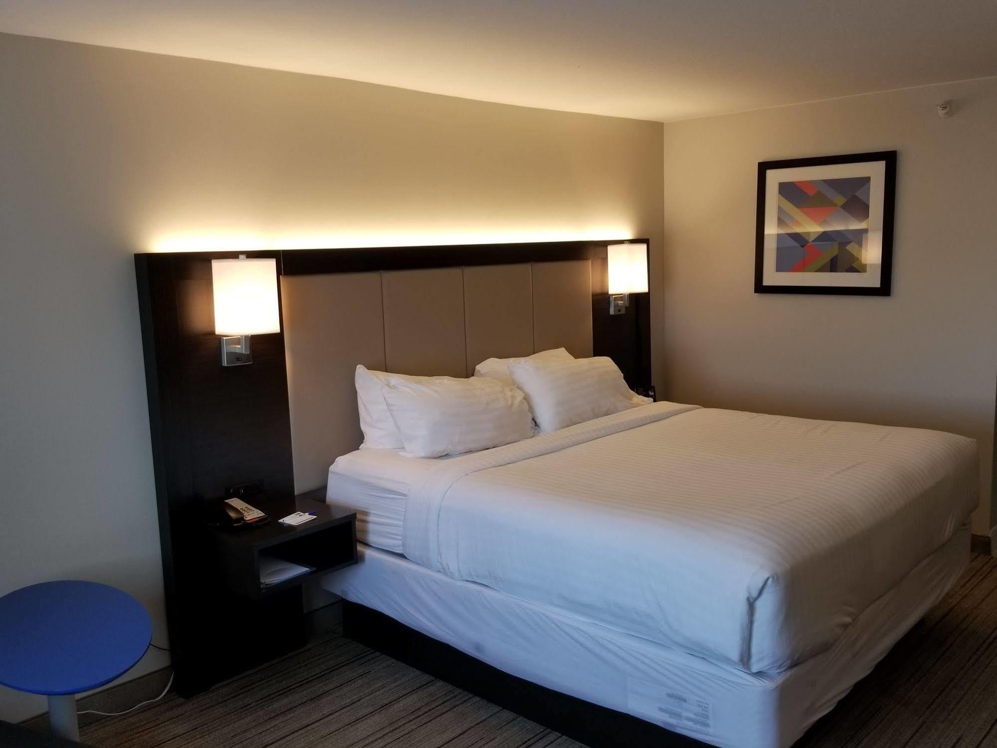 Holiday Inn Express Birch Run-Frankenmuth Area By Ihg Exterior photo